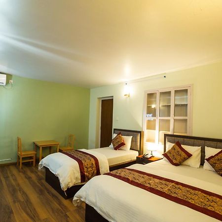 Hotel Harmony & Little Bites Bistro Jawlakhel Luaran gambar