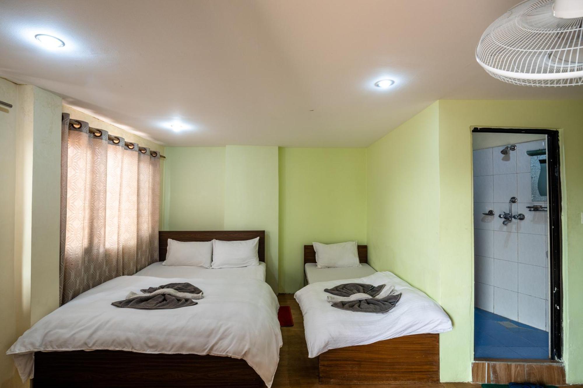 Hotel Harmony & Little Bites Bistro Jawlakhel Luaran gambar