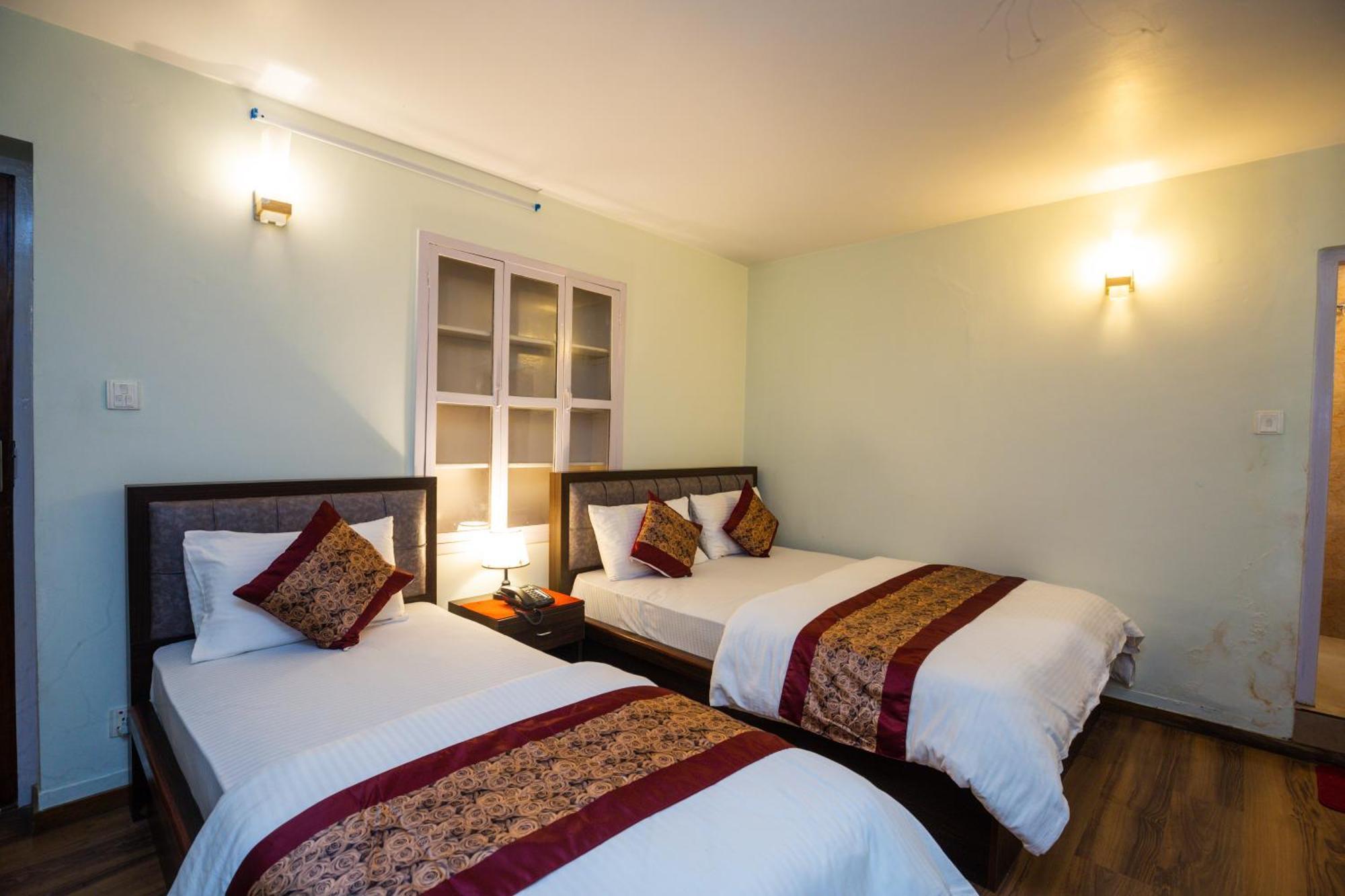 Hotel Harmony & Little Bites Bistro Jawlakhel Luaran gambar
